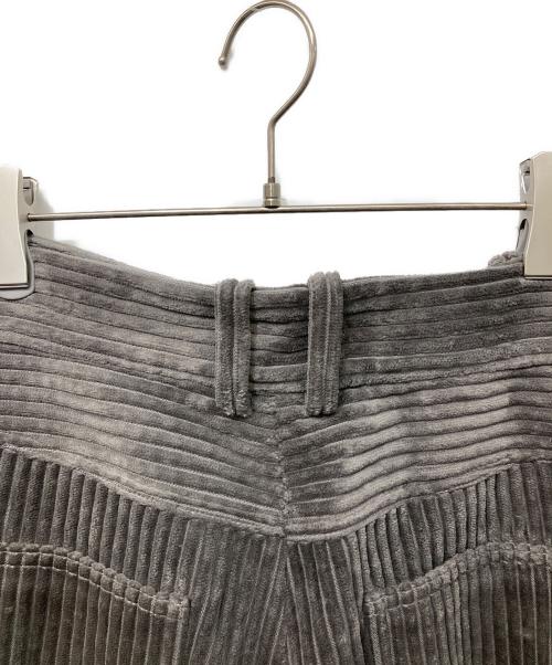 COMMON DIVISOR（コモンデバイザー）COMMON DIVISOR (コモンデバイザー) コーデュロイバギーパンツ グレー サイズ:FREEの古着・服飾アイテム