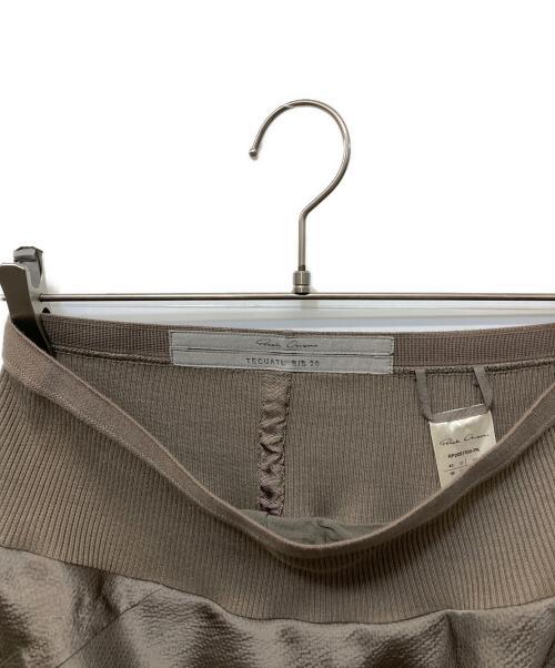 RICK OWENS（リックオウエンス）RICK OWENS (リックオウエンス) コントラストパネルサテンペンシルスカート ベージュ サイズ:38の古着・服飾アイテム