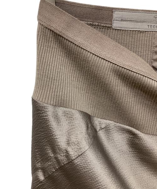 RICK OWENS（リックオウエンス）RICK OWENS (リックオウエンス) コントラストパネルサテンペンシルスカート ベージュ サイズ:38の古着・服飾アイテム