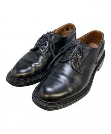 Tricker's（トリッカーズ）の古着「外羽根プレーントゥシューズ」｜ブラック