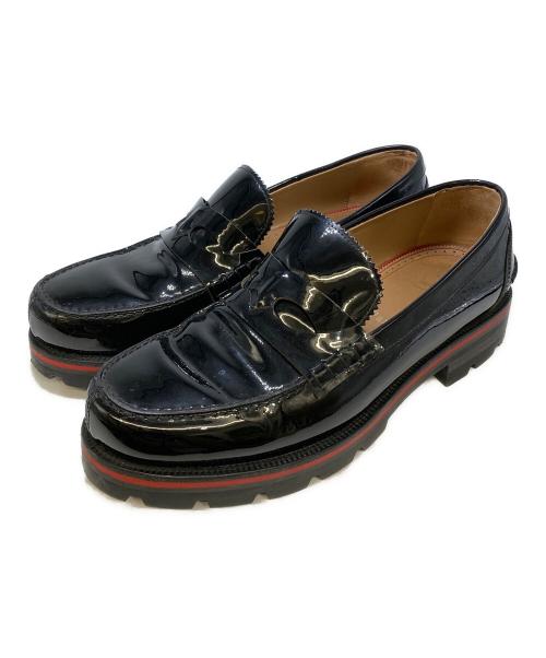 Christian Louboutin（クリスチャン・ルブタン）Christian Louboutin (クリスチャン・ルブタン) エナメルローファー ブラック サイズ:40の古着・服飾アイテム