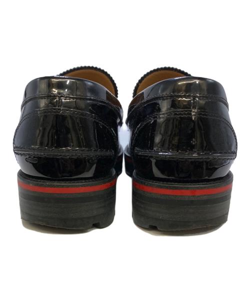 Christian Louboutin（クリスチャン・ルブタン）Christian Louboutin (クリスチャン・ルブタン) エナメルローファー ブラック サイズ:40の古着・服飾アイテム