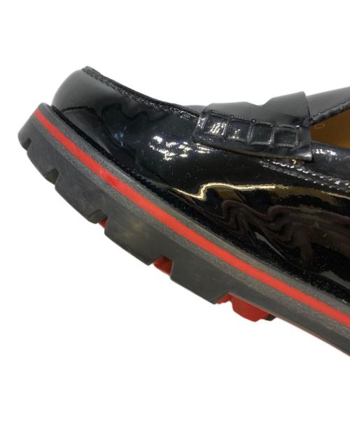 Christian Louboutin（クリスチャン・ルブタン）Christian Louboutin (クリスチャン・ルブタン) エナメルローファー ブラック サイズ:40の古着・服飾アイテム