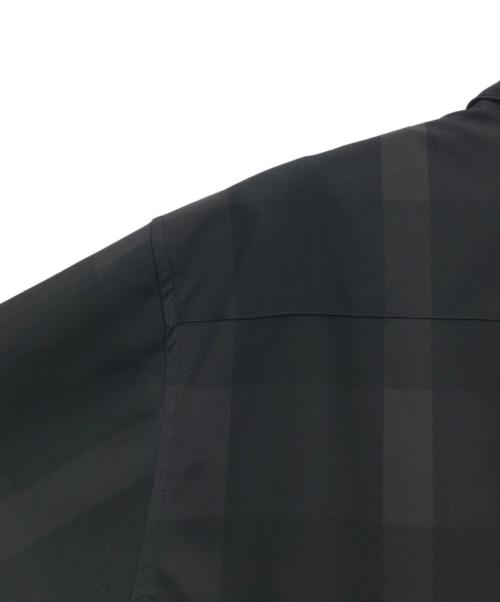 BLACK LABEL CRESTBRIDGE（ブラックレーベル クレストブリッジ）BLACK LABEL CRESTBRIDGE (ブラックレーベル クレストブリッジ) 半袖チェック柄シャツ ブラック サイズ:Lの古着・服飾アイテム