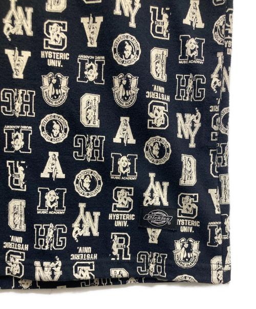 Hysteric Glamour（ヒステリックグラマー）Hysteric Glamour (ヒステリックグラマー) Dickies (ディッキーズ) 総柄Tシャツ Dickiesコラボ ブラック サイズ:Sの古着・服飾アイテム