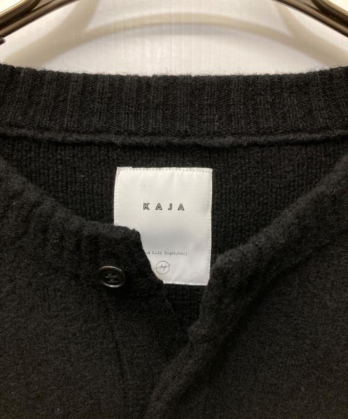 KAJA（カジャ）KAJA (カジャ) WOOL AIR YARN HENLEY NECK KNIT ブラック サイズ:SIZE Mの古着・服飾アイテム