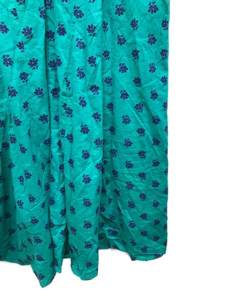 ne quittez pas（ヌキテパ）ne quittez pas (ヌキテパ) Dobby Stripe Flower Print Dress グリーン サイズ:FREE 未使用品の古着・服飾アイテム