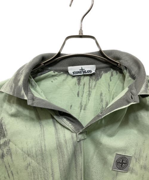 STONE ISLAND（ストーンアイランド）STONE ISLAND (ストーンアイランド) Camo Polo Dhirt グレー×グリーン サイズ:Sの古着・服飾アイテム
