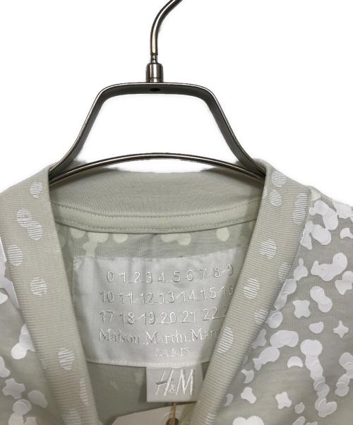 Maison Margiela（メゾンマルジェラ）Maison Margiela (メゾンマルジェラ) H&M (エイチアンドエム) コラボTシャツ ベージュ サイズ:Sの古着・服飾アイテム