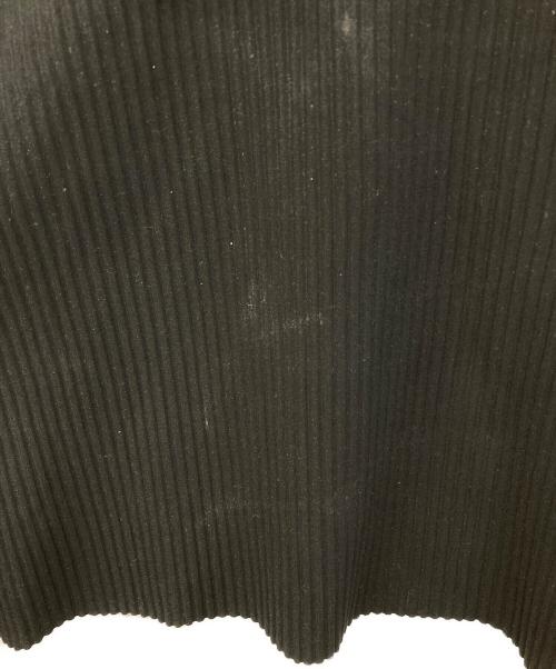 me ISSEY MIYAKE（ミーイッセイ ミヤケ）me ISSEY MIYAKE (ミーイッセイ ミヤケ) ベルトプリーツブラウス ブラック サイズ:不明の古着・服飾アイテム