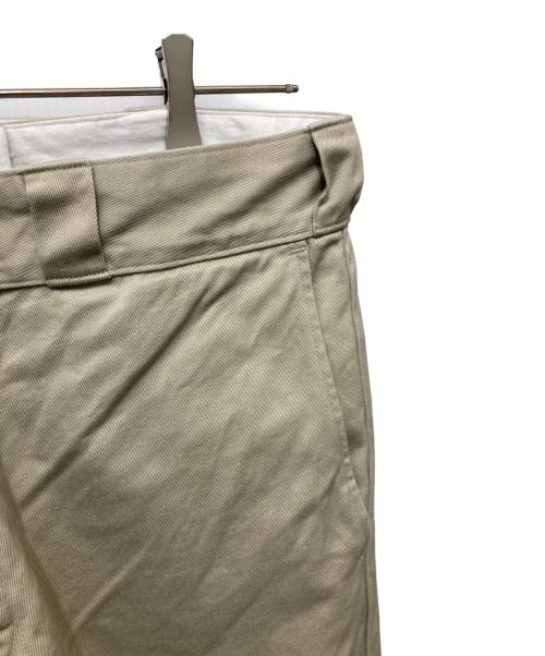 DAYDREAM（デイドリーム）DAYDREAM (デイドリーム) Standard Work Chino Pants ベージュ サイズ:Mの古着・服飾アイテム