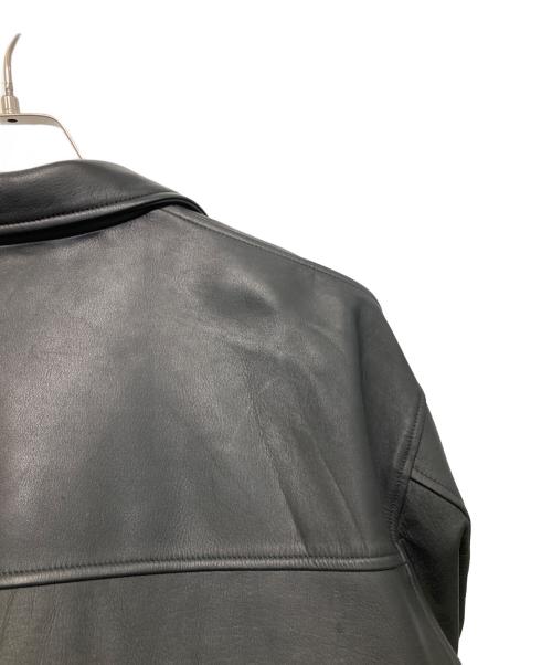 OVY（オヴィー）OVY (オヴィー) Waterproof Calf Leather Car Coat ブラック サイズ:Lの古着・服飾アイテム