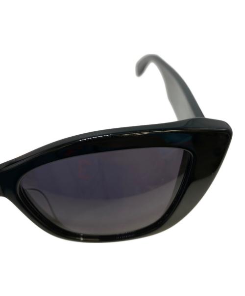 ALEXANDER McQUEEN（アレキサンダーマックイーン）ALEXANDER McQUEEN (アレキサンダーマックイーン) サングラス ブラック サイズ:54□16-145の古着・服飾アイテム