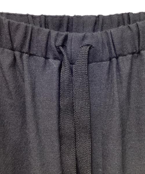 MARKA（マーカ）MARKA (マーカ) COCOON WIDE EASY PANTS ブラック サイズ:2 未使用品の古着・服飾アイテム