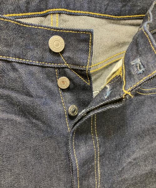 LEVI'S（リーバイス）LEVI'S (リーバイス) JOURNAL STANDARD relume (ジャーナルスタンダード レリューム) 別注501セルビッジデニムパンツ インディゴ サイズ:W33の古着・服飾アイテム