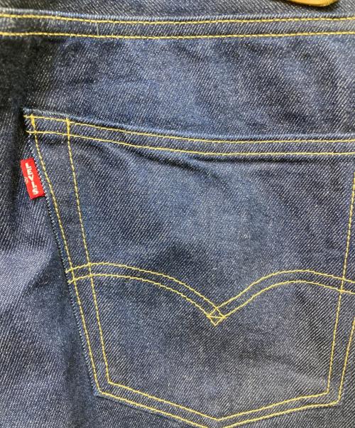 LEVI'S（リーバイス）LEVI'S (リーバイス) JOURNAL STANDARD relume (ジャーナルスタンダード レリューム) 別注501セルビッジデニムパンツ インディゴ サイズ:W33の古着・服飾アイテム