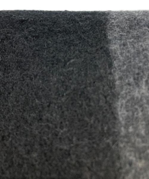 LOUIS VUITTON（ルイ ヴィトン）LOUIS VUITTON (ルイ ヴィトン) エシャルプ・カーディフ ブラック×グレーの古着・服飾アイテム