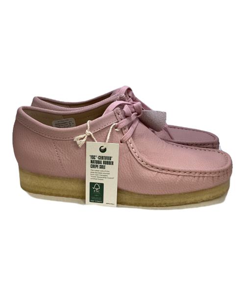CLARKS（クラークス）CLARKS (クラークス) Supreme (シュプリーム) Reflective Wallabee ピンク サイズ:8 未使用品の古着・服飾アイテム