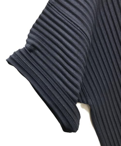 HOMME PLISSE ISSEY MIYAKE（オム プリッセ イッセイ ミヤケ）HOMME PLISSE ISSEY MIYAKE (オム プリッセ イッセイ ミヤケ) プリーツポロ ネイビー サイズ:2の古着・服飾アイテム