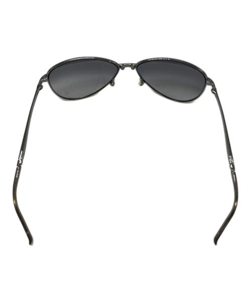 GUCCI（グッチ）GUCCI (グッチ) サングラス シルバー×グレー サイズ:SIZE 58□14の古着・服飾アイテム