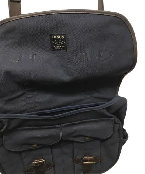 FILSON（フィルソン）FILSON (フィルソン) ミディアムフィールドショルダーバッグ ネイビーの古着・服飾アイテム