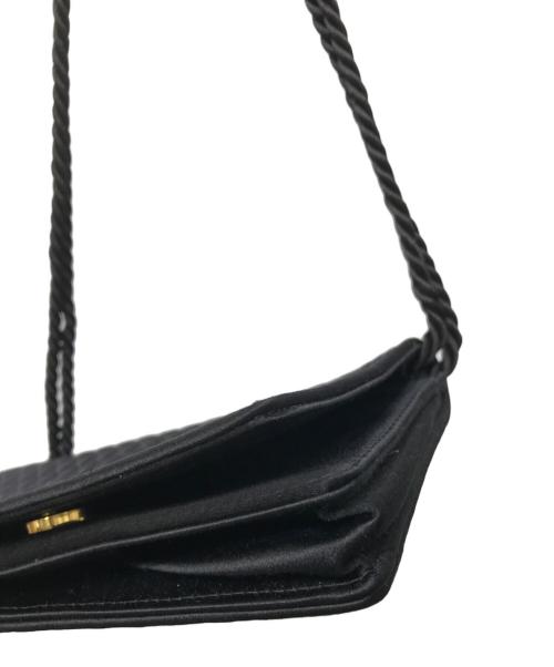 BOTTEGA VENETA（ボッテガベネタ）BOTTEGA VENETA (ボッテガベネタ) イントレチャート サテンシルクショルダーバッグ ブラックの古着・服飾アイテム