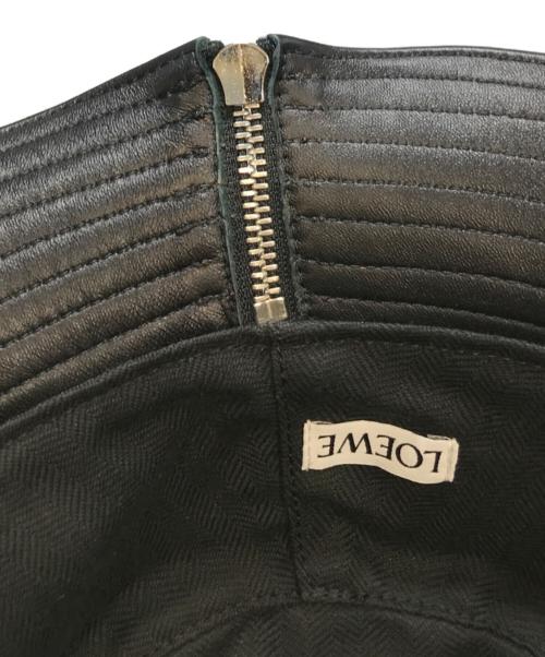 LOEWE（ロエベ）LOEWE (ロエベ) アナグラムロゴパッチ レザーバケットハット ブラック サイズ:57の古着・服飾アイテム