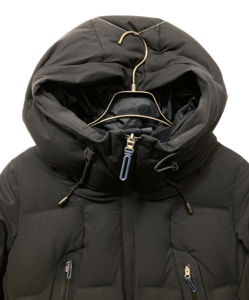 DESCENTE ALLTERRAIN（デザイント オルテライン）Descente ALLTERRAIN (デザイント オルテライン) DRESSTERIOR (ドレステリア) 別注マウンテニアダウンジャケット ネイビー サイズ:Mの古着・服飾アイテム