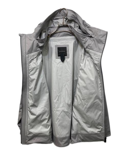 DESCENTE ALLTERRAIN（デザイント オルテライン）DESCENTE ALLTERRAIN (デザイント オルテライン) ハードシェルジャケット グレー サイズ:Mの古着・服飾アイテム