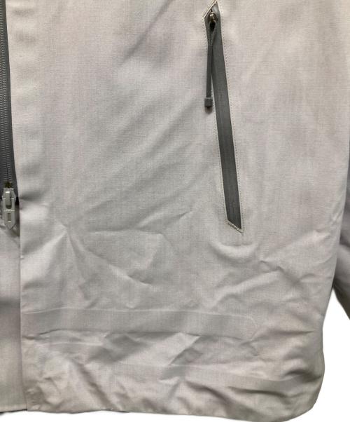 DESCENTE ALLTERRAIN（デザイント オルテライン）DESCENTE ALLTERRAIN (デザイント オルテライン) ハードシェルジャケット グレー サイズ:Lの古着・服飾アイテム