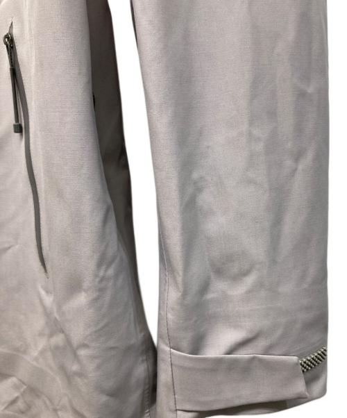 DESCENTE ALLTERRAIN（デザイント オルテライン）DESCENTE ALLTERRAIN (デザイント オルテライン) ハードシェルジャケット グレー サイズ:Lの古着・服飾アイテム