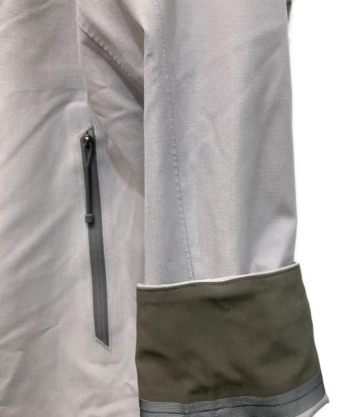 DESCENTE ALLTERRAIN（デザイント オルテライン）DESCENTE ALLTERRAIN (デザイント オルテライン) ハードシェルジャケット グレー サイズ:Lの古着・服飾アイテム