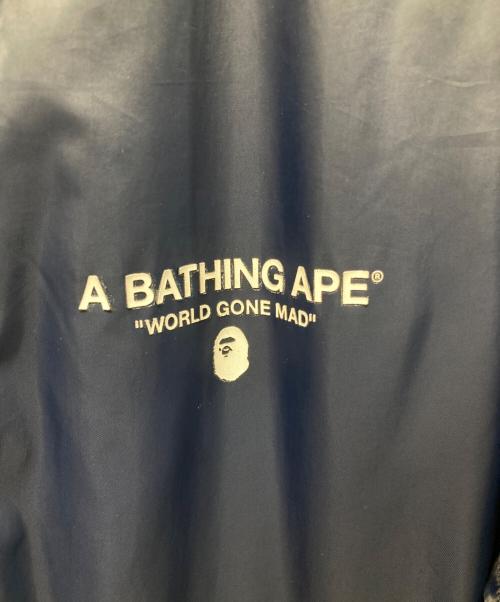 A BATHING APE（ア ベイシング エイプ）A BATHING APE (ア ベイシング エイプ) Logo Printed MA-1 Jacket ネイビー サイズ:SIZE XLの古着・服飾アイテム