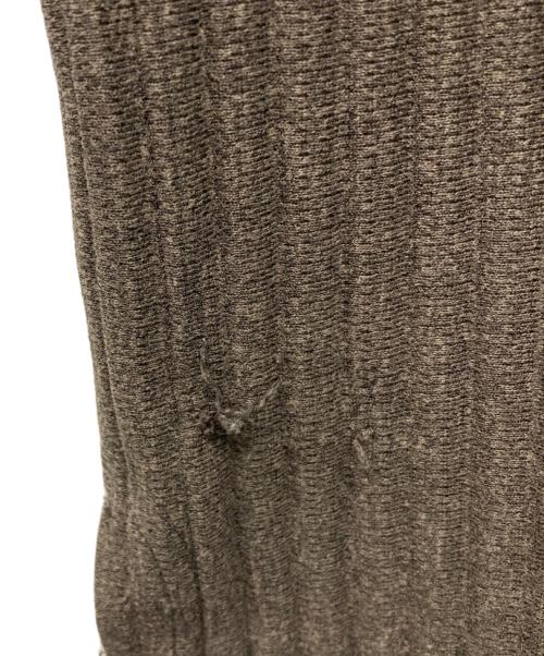 HOMME PLISSE ISSEY MIYAKE（オム プリッセ イッセイ ミヤケ）HOMME PLISSE ISSEY MIYAKE (オム プリッセ イッセイ ミヤケ) Pleated long sleeve T-shirt ブラウン サイズ:2の古着・服飾アイテム