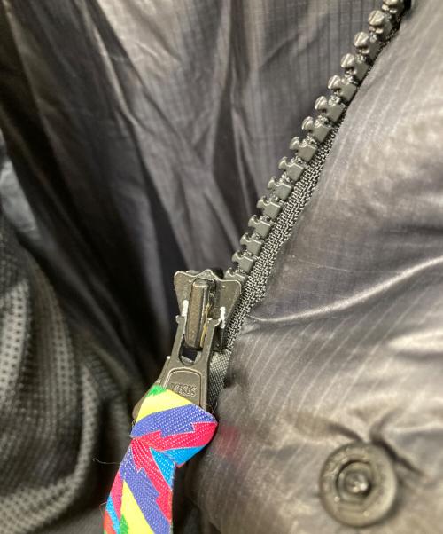 is-ness（イズネス）is-ness (イズネス) CAVE ZIP DOWN JACKET ブラック サイズ:Lの古着・服飾アイテム