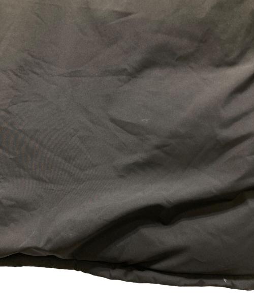 is-ness（イズネス）is-ness (イズネス) CAVE ZIP DOWN JACKET ブラック サイズ:Lの古着・服飾アイテム