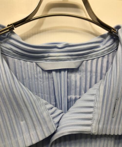 HOMME PLISSE ISSEY MIYAKE（オム プリッセ イッセイ ミヤケ）HOMME PLISSE ISSEY MIYAKE (オム プリッセ イッセイ ミヤケ) KITE プリーツポンチョ ブルー サイズ:3の古着・服飾アイテム