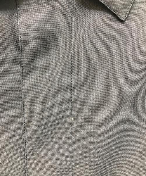 OAMC（オーエーエムシー）OAMC (オーエーエムシー) SYSTEM SHIRT グレー サイズ:Mの古着・服飾アイテム