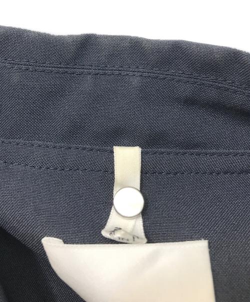 OAMC（オーエーエムシー）OAMC (オーエーエムシー) SYSTEM SHIRT グレー サイズ:Mの古着・服飾アイテム