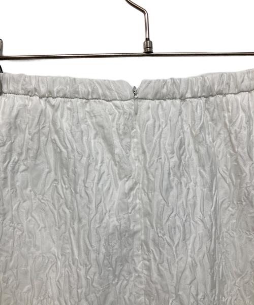 MONOHA（モノハ）MONOHA (モノハ) フレアスカート ホワイト サイズ:１ 未使用品の古着・服飾アイテム