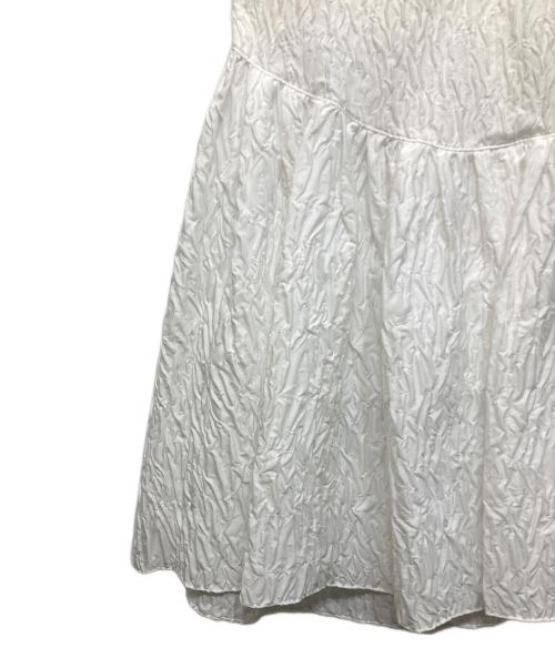 MONOHA（モノハ）MONOHA (モノハ) フレアスカート ホワイト サイズ:１ 未使用品の古着・服飾アイテム