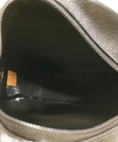 IL BISONTE（イル ビゾンテ）IL BISONTE (イル ビゾンテ) レザーバックパック ブラックの古着・服飾アイテム