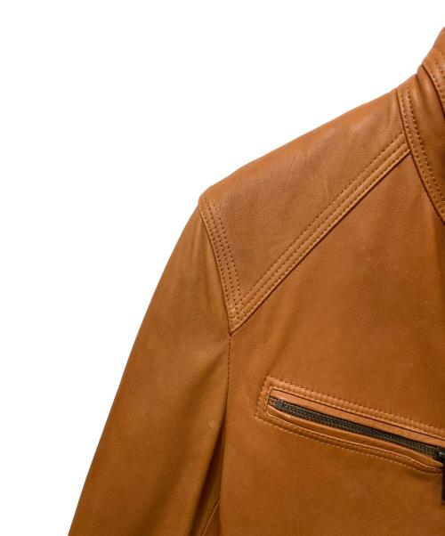 BURBERRY BLACK LABEL（バーバリーブラックレーベル）BURBERRY BLACK LABEL (バーバリーブラックレーベル) ファー付シングルレザージャケット ブラウン サイズ:Mの古着・服飾アイテム