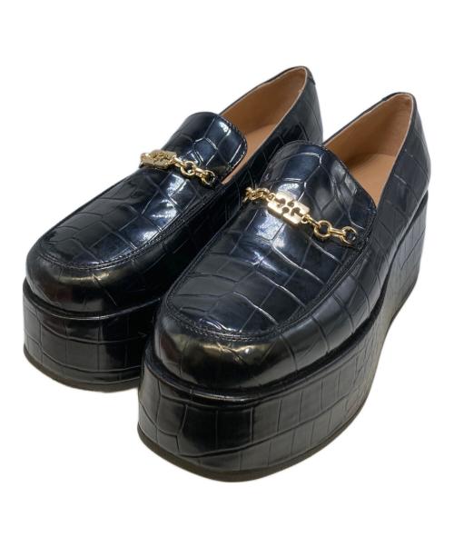 GANNI（ガニー）Ganni (ガニー) Patent Croco Butterfly Chain Platform Loafers ブラック サイズ:38の古着・服飾アイテム