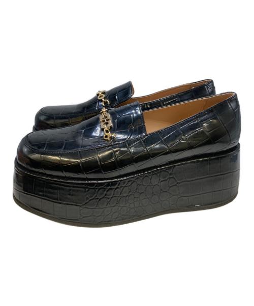 GANNI（ガニー）Ganni (ガニー) Patent Croco Butterfly Chain Platform Loafers ブラック サイズ:38の古着・服飾アイテム