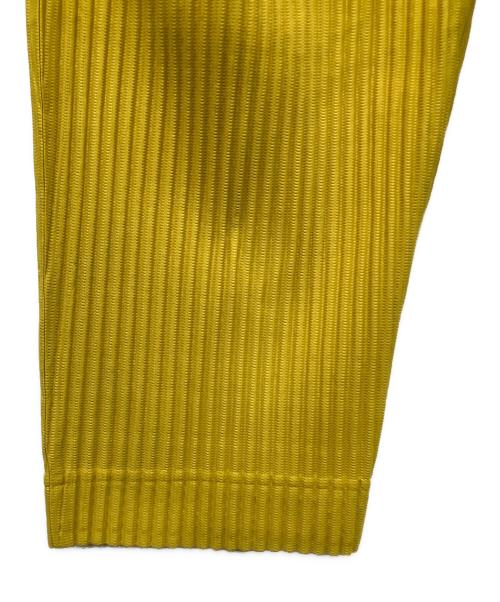 HOMME PLISSE ISSEY MIYAKE（オム プリッセ イッセイ ミヤケ）HOMME PLISSE ISSEY MIYAKE (オム プリッセ イッセイ ミヤケ) プリーツテーパードパンツ イエロー サイズ:3の古着・服飾アイテム