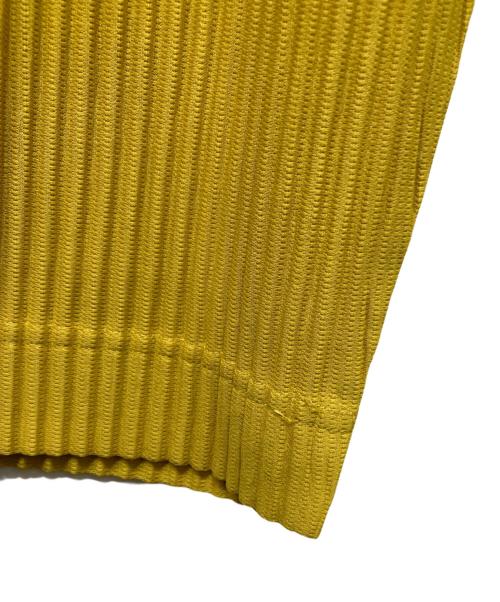 HOMME PLISSE ISSEY MIYAKE（オム プリッセ イッセイ ミヤケ）HOMME PLISSE ISSEY MIYAKE (オム プリッセ イッセイ ミヤケ) プリーツテーパードパンツ イエロー サイズ:3の古着・服飾アイテム