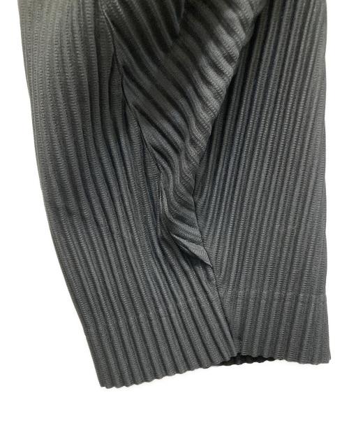 HOMME PLISSE ISSEY MIYAKE（オム プリッセ イッセイ ミヤケ）HOMME PLISSE ISSEY MIYAKE (オム プリッセ イッセイ ミヤケ) W ARC プリーツパンツ ブラック サイズ:3の古着・服飾アイテム
