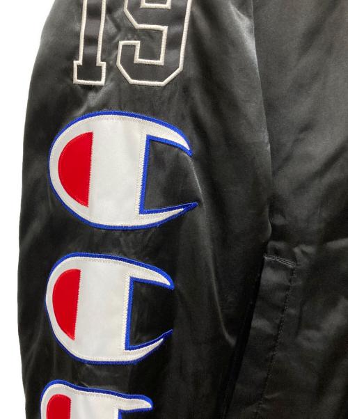 SUPREME（シュプリーム）Supreme (シュプリーム) Champion (チャンピオン) Hooded Satin Varsity Jacket ブラック サイズ:Mの古着・服飾アイテム