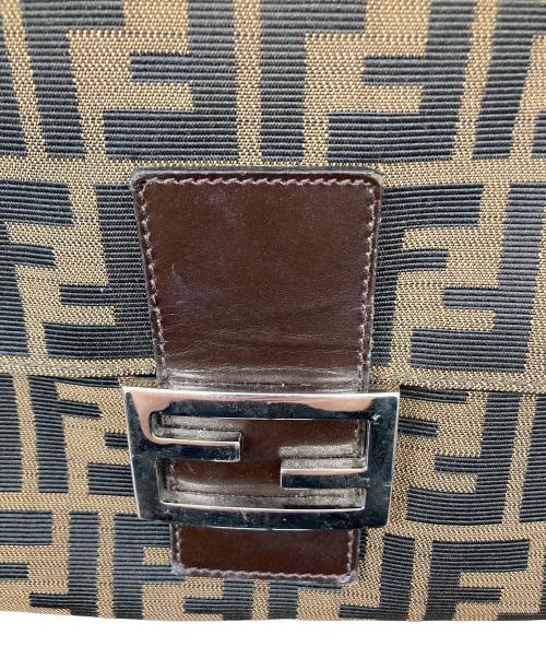 FENDI（フェンディ）FENDI (フェンディ) ズッカ柄 マンマバケット ブラウンの古着・服飾アイテム
